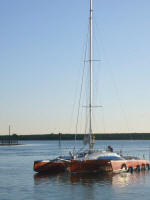 Stuart motoring in to the boatyard